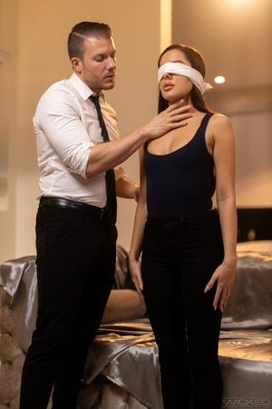 Original 1280 px/ 1920 px