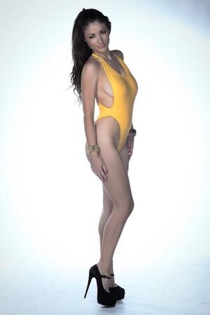 Original 683 px/ 1024 px