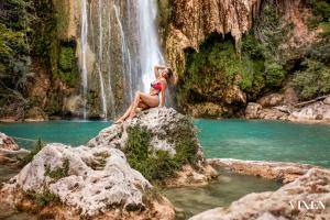 Original 2500 px/ 1667 px