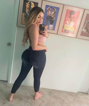 Original 1077 px/ 1280 px