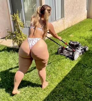 Original 1078 px/ 1185 px