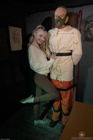 Original 2000 px/ 3000 px