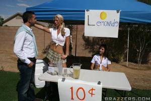 Original 900 px/ 600 px