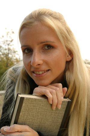 Original 1024 px/ 1536 px