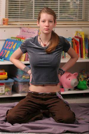 Original 682 px/ 1024 px