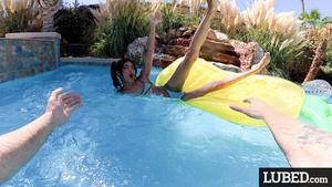 Original 1500 px/ 844 px