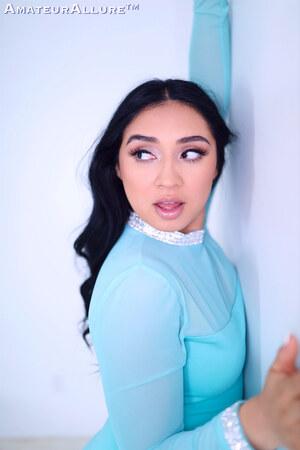 Original 2560 px/ 3840 px