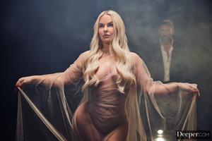 Original 2999 px/ 2000 px