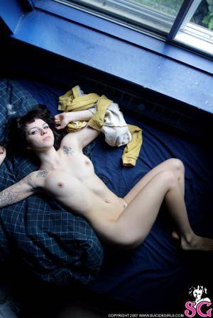 Original 667 px/ 1000 px