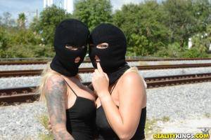 Original 1901 px/ 1269 px