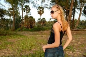 Original 3000 px/ 2008 px