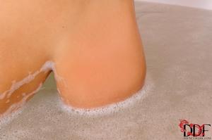 Original 2000 px/ 1328 px