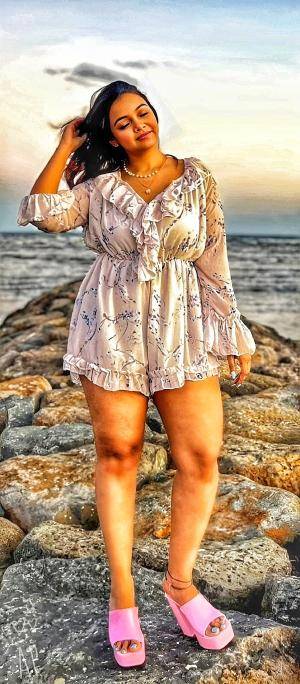 Original 898 px/ 2048 px