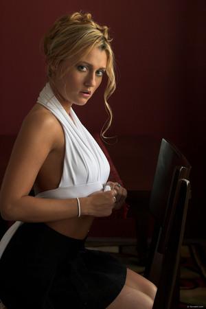 Original 1999 px/ 3000 px