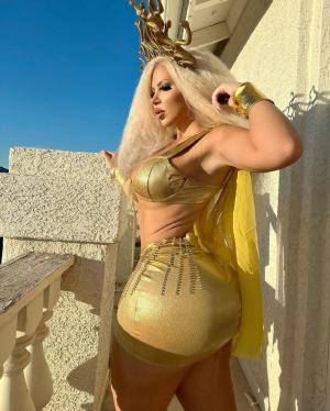 Original 1025 px/ 1280 px