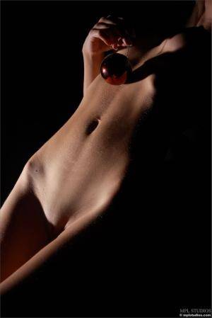 Original 854 px/ 1280 px