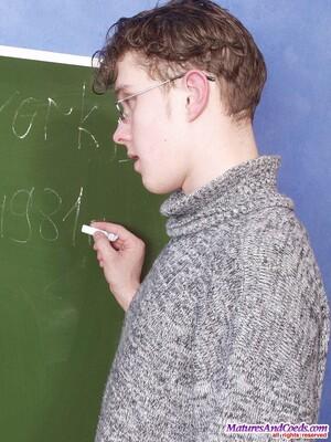 Original 768 px/ 1024 px