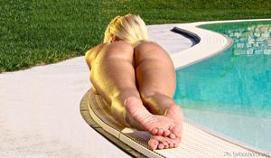 Original 1600 px/ 931 px