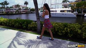 Original 1280 px/ 720 px