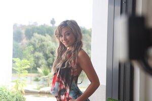 Original 2048 px/ 1365 px