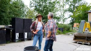 Original 1620 px/ 911 px