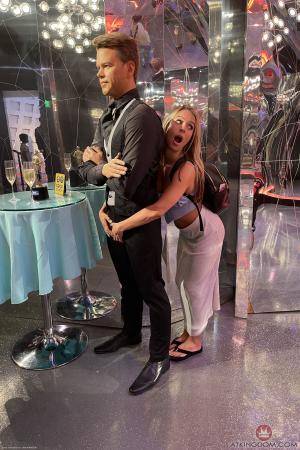 Original 2000 px/ 3000 px