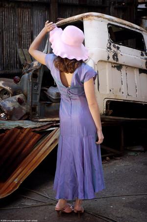 Original 1021 px/ 1536 px