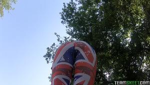 Original 1620 px/ 911 px