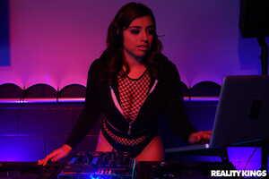 Original 1902 px/ 1269 px