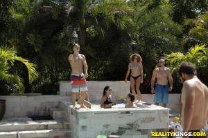 Original 1903 px/ 1269 px