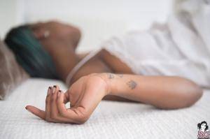 Original 2432 px/ 1619 px