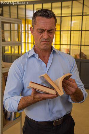 Original 2000 px/ 3000 px