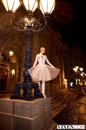 Original 2000 px/ 2998 px