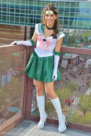 Original 852 px/ 1280 px