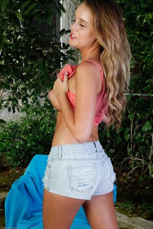 Original 2000 px/ 3000 px