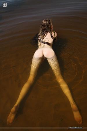 Original 3744 px/ 5616 px