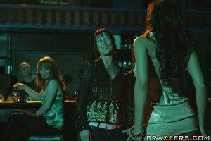 Original 900 px/ 599 px