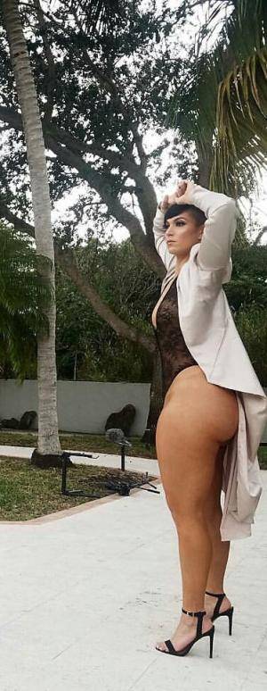 Original 374 px/ 966 px