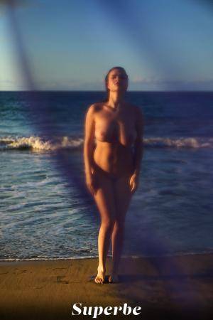 Original 2560 px/ 3840 px