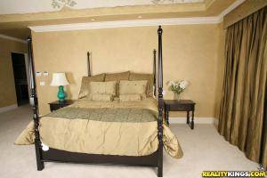 Original 900 px/ 600 px