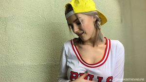 Original 1620 px/ 911 px