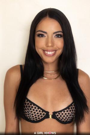 Original 2561 px/ 3840 px