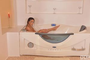 Original 4000 px/ 2670 px