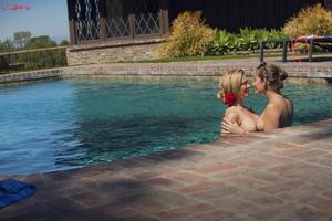 Original 3000 px/ 2000 px