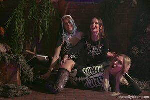 Original 1834 px/ 1223 px