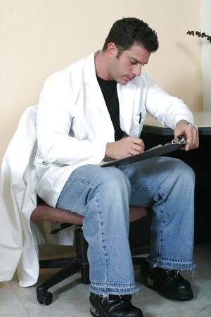 Original 1600 px/ 2409 px