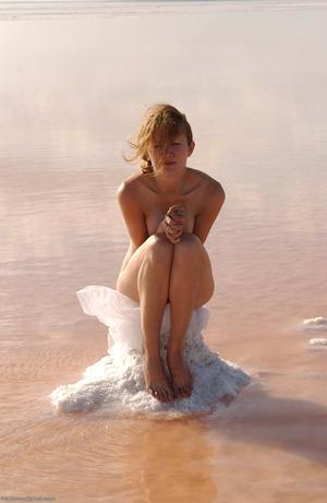 Original 999 px/ 1536 px