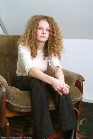 Original 682 px/ 1024 px