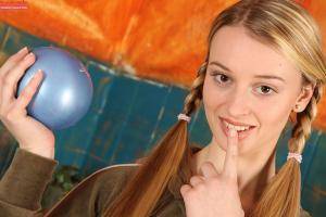 Original 1280 px/ 855 px