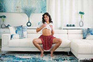 Original 3840 px/ 2560 px